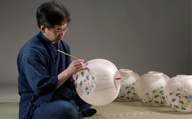 岐阜提灯 伝統工芸士(絵紙部門）絵付 加藤淳一